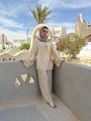 Hudo Beige Suit one size